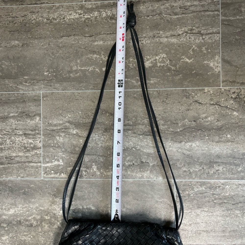 Vtg Bottega Veneta Intrecciato Drawstring Pouch Bag Blk Woven Leather Italy - Picture 16 of 16